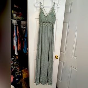 Pink Lily dress, sage color. Size xl